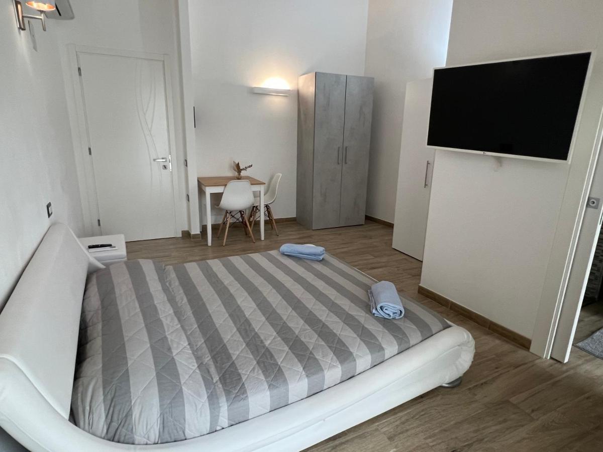 L'Angelo Bianco Apartment พูลา ภายนอก รูปภาพ